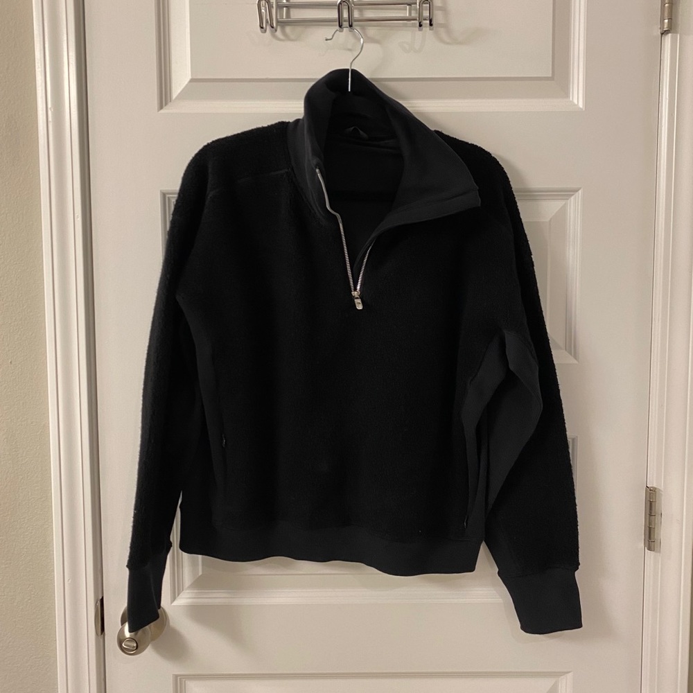 🍋 Lululemon Sherpa Black Jacket Size M